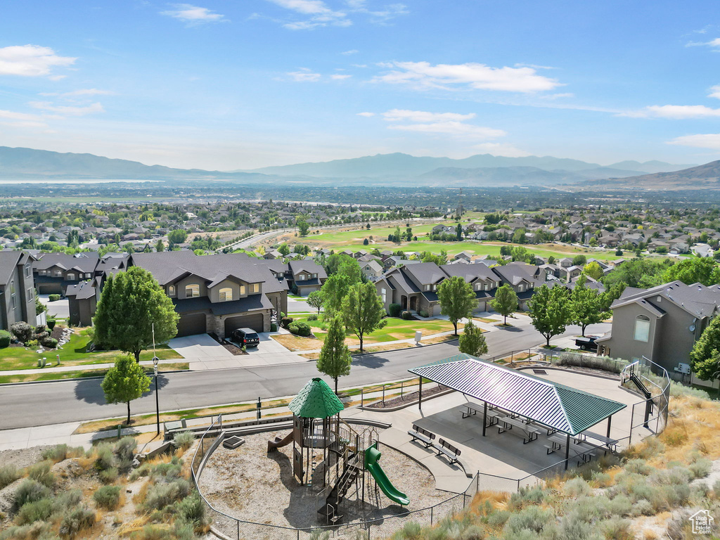 Bird\'s eye view featuring a mountain view