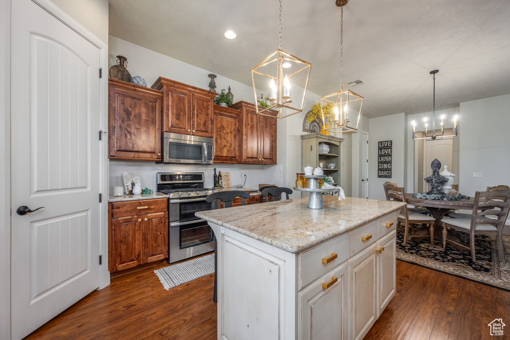 1301 E BLUE SKY DR Washington, UT 84780