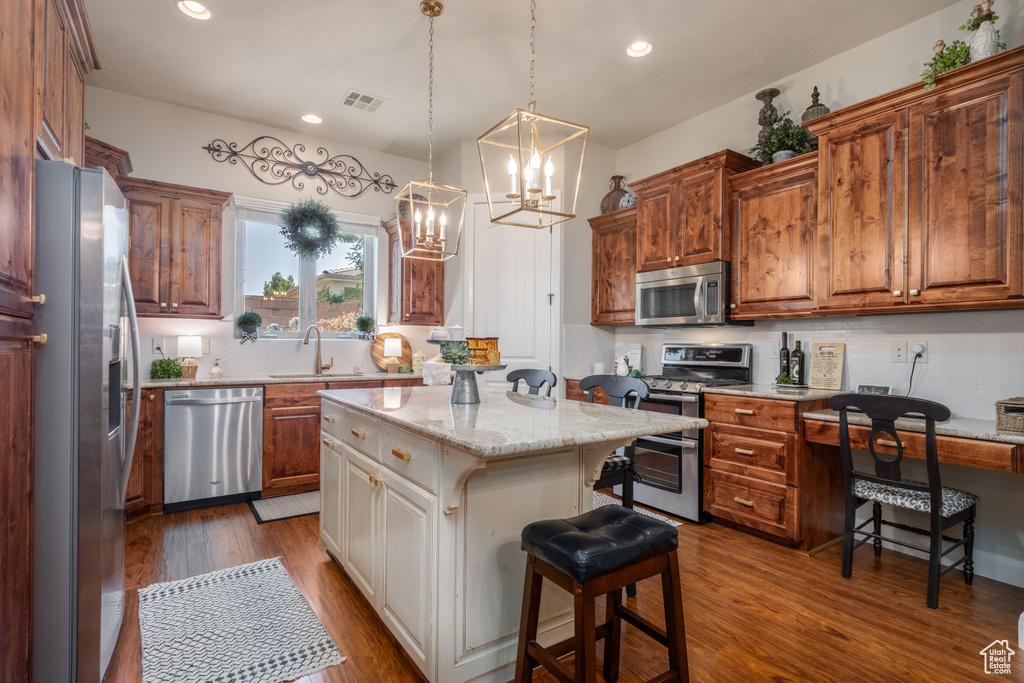 1301 E BLUE SKY DR Washington, UT 84780