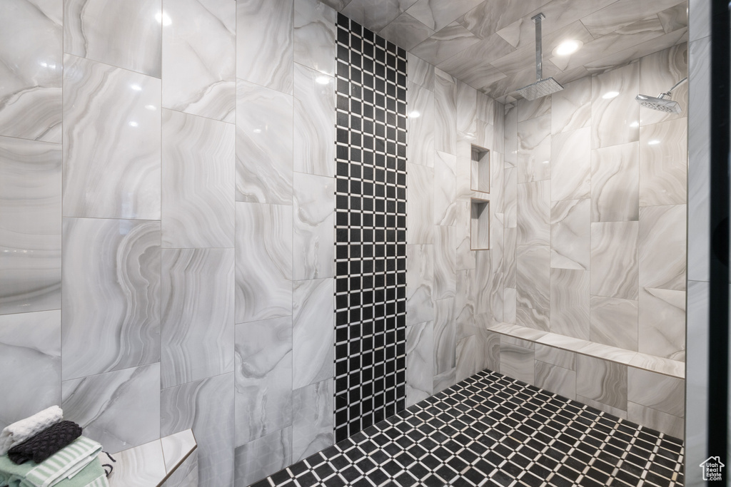 Bathroom with a tile shower
