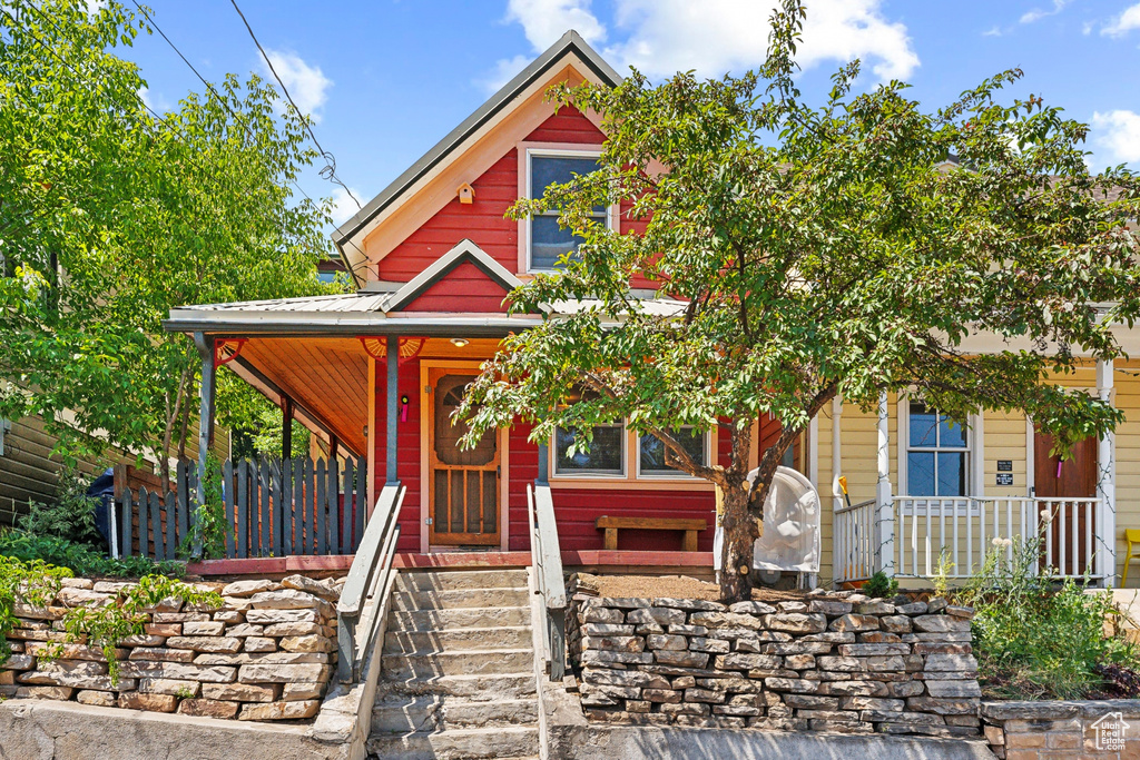 View of front of home featuring a porch