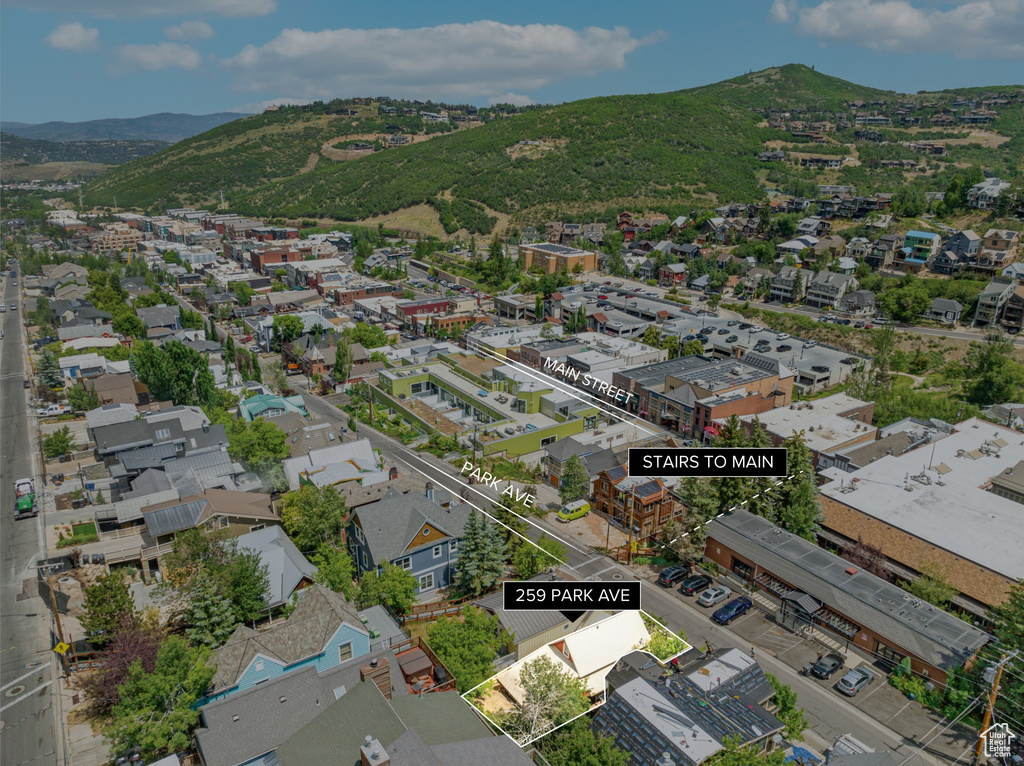 Bird's eye view with a mountain view