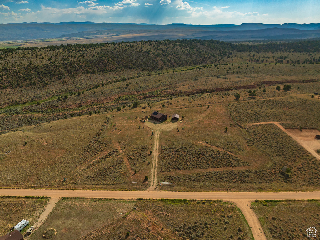 Drone / aerial view featuring a mountain view