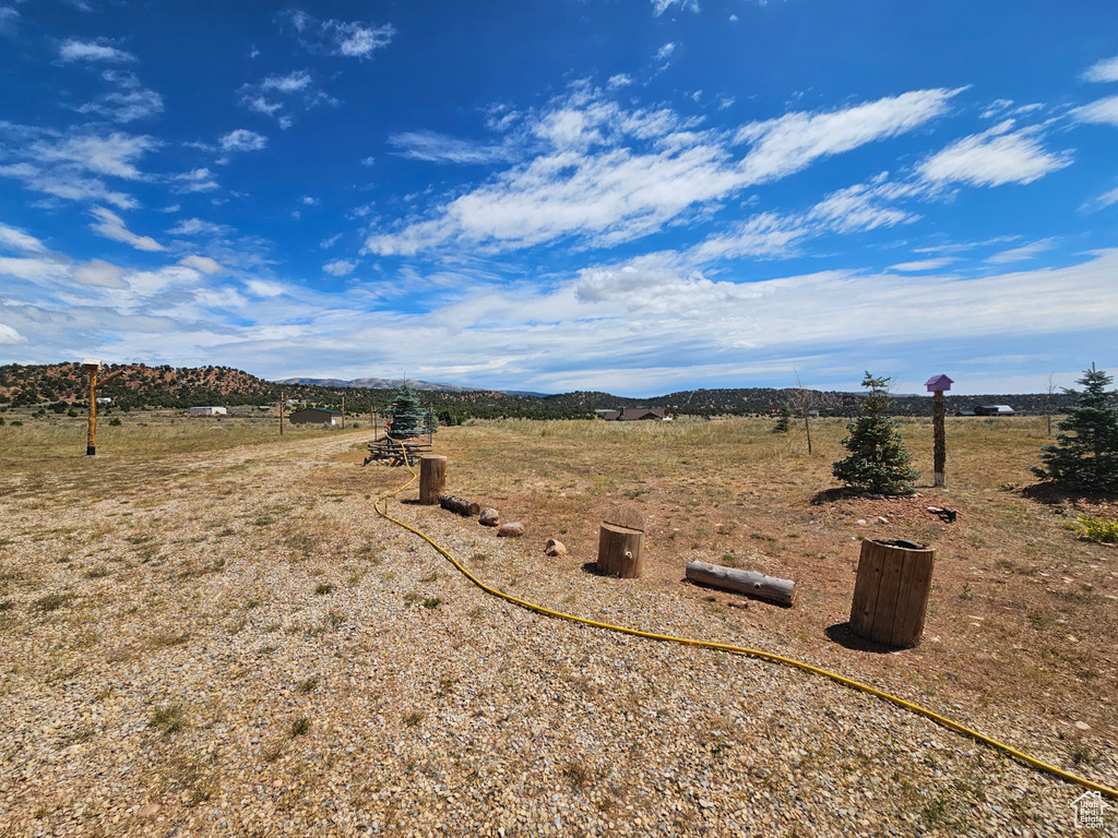 View of yard featuring a rural view