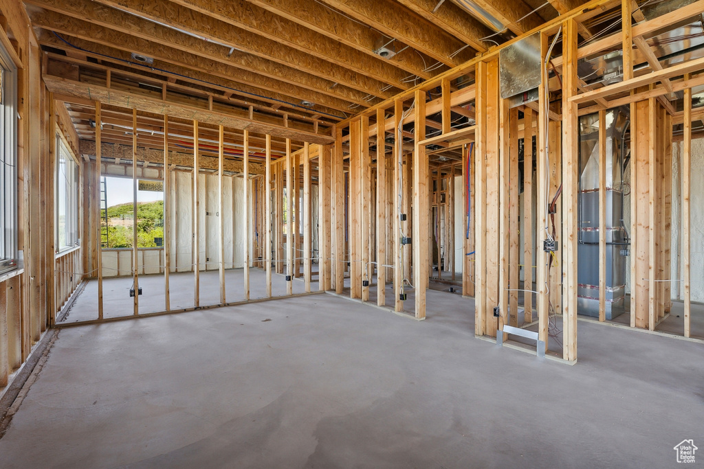 Misc room with concrete flooring