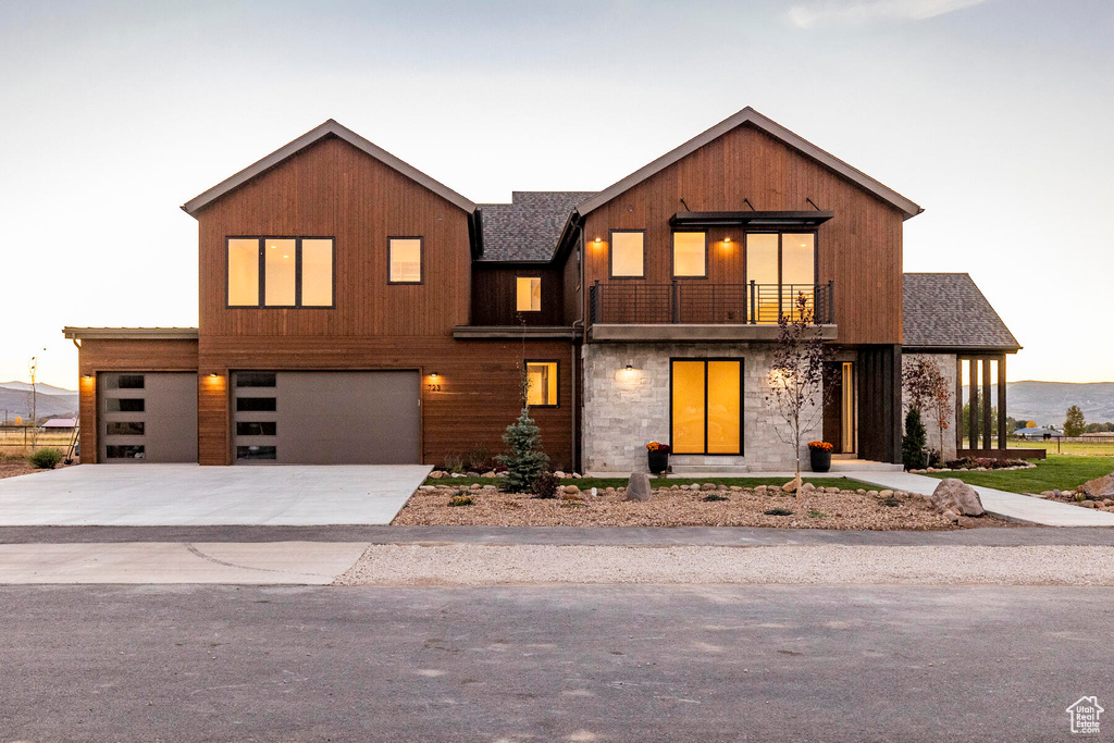 View of front of house with a garage