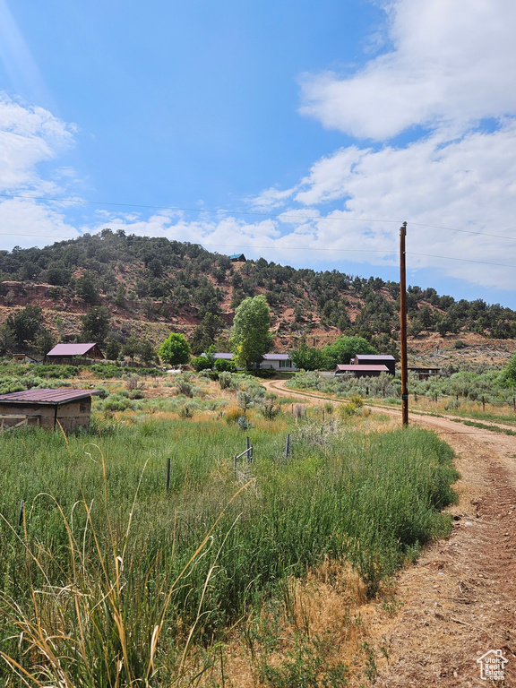 View of mountain feature