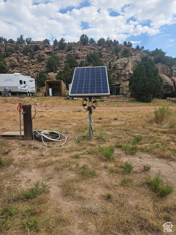 View of yard featuring a mountain view