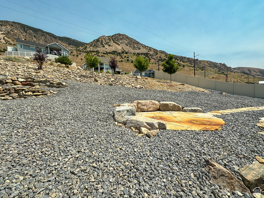 View of yard with a mountain view