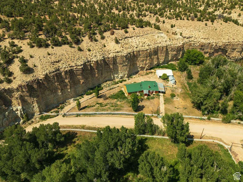 Birds eye view of property