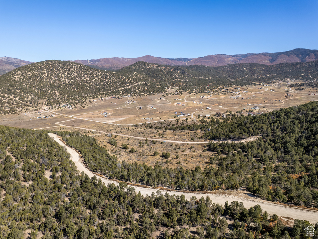 View of mountain feature