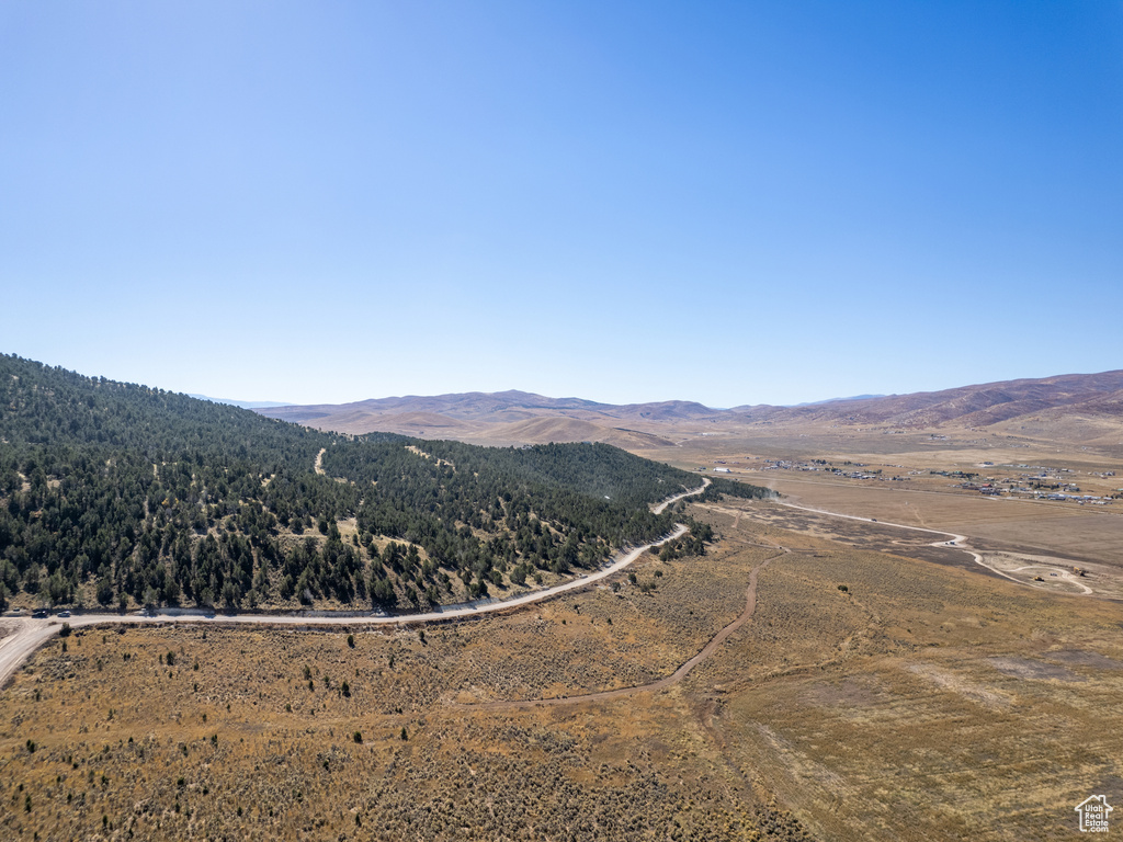 View of mountain feature