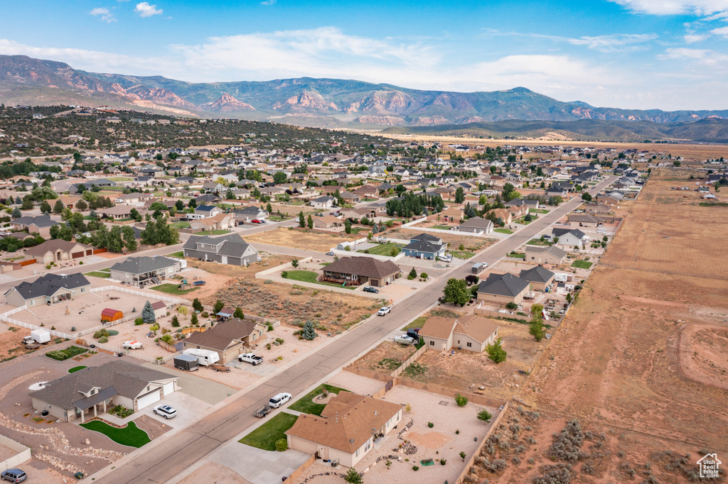 Bird's eye view with a mountain view