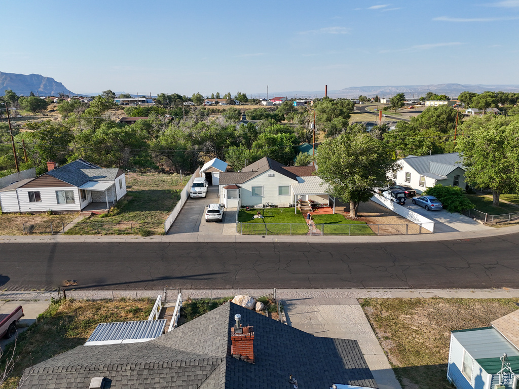 Aerial view with a mountain view