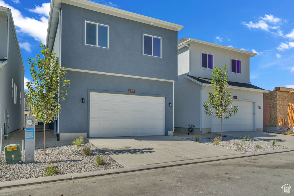 View of front of house featuring a garage