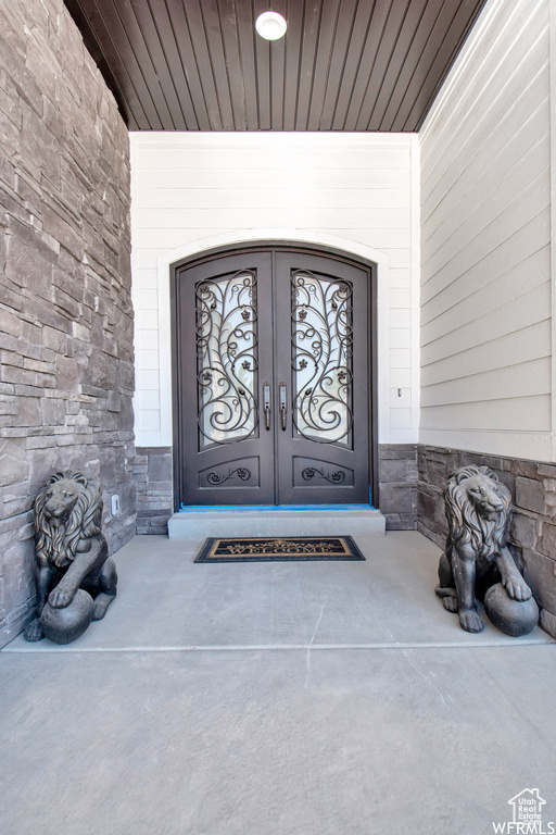 View of exterior entry with french doors