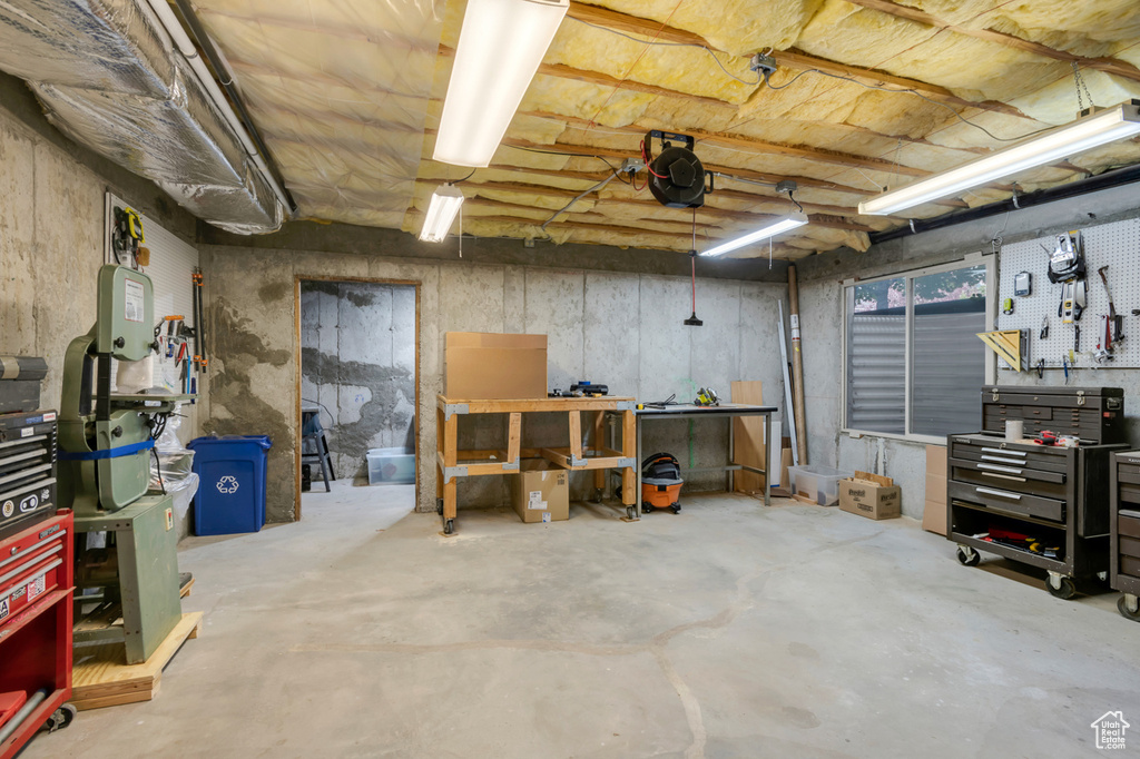 Basement with a workshop area