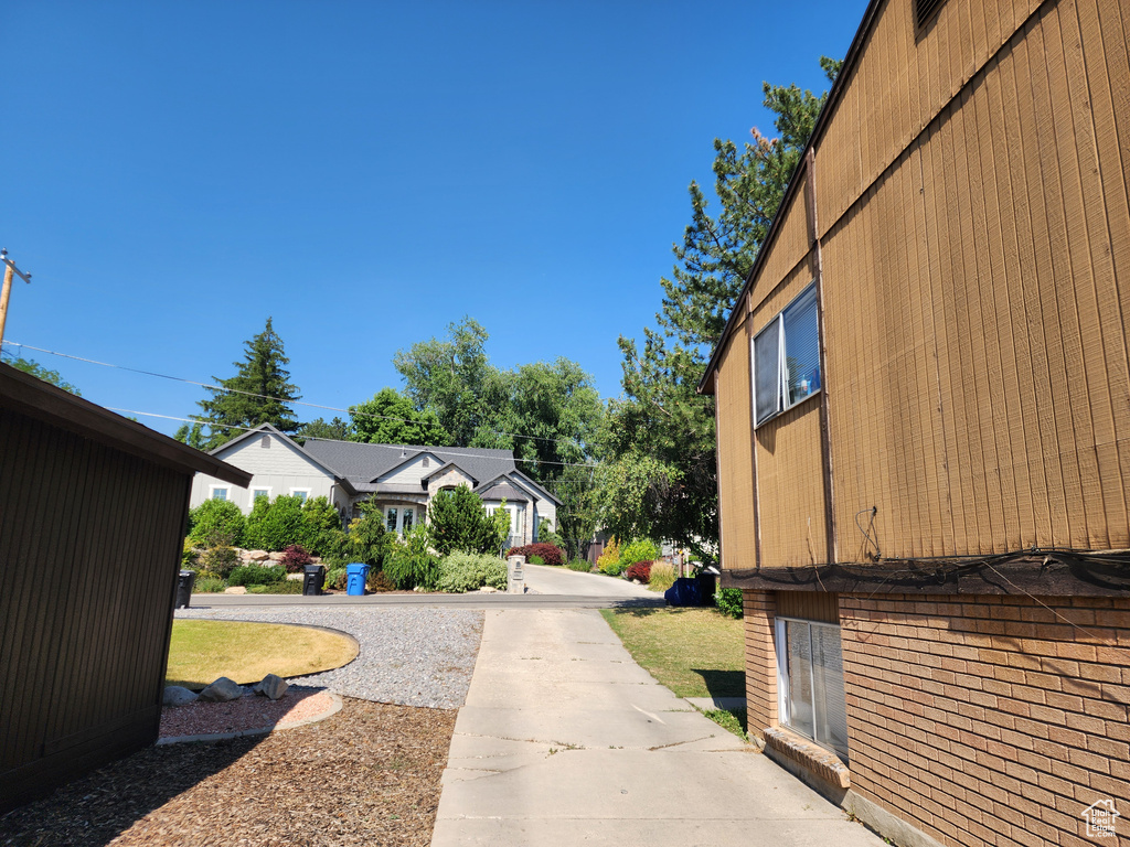 View of surrounding community