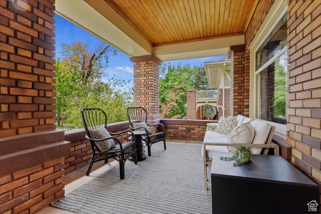 View of patio / terrace featuring an outdoor hangout area