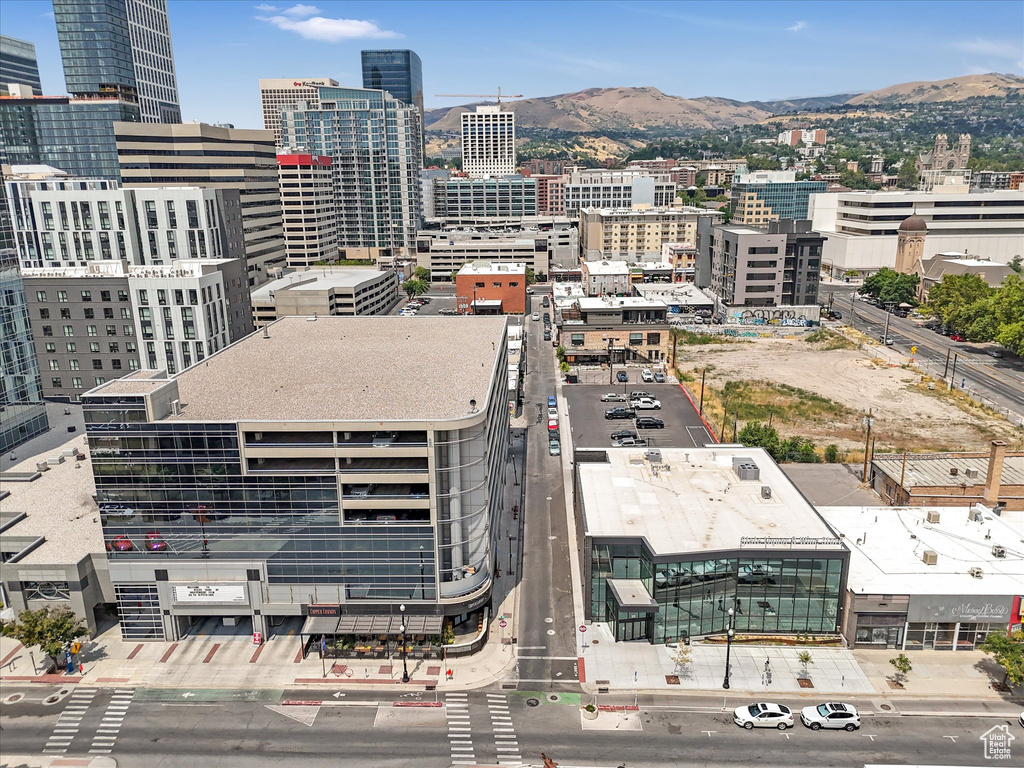 View of city featuring a mountain view