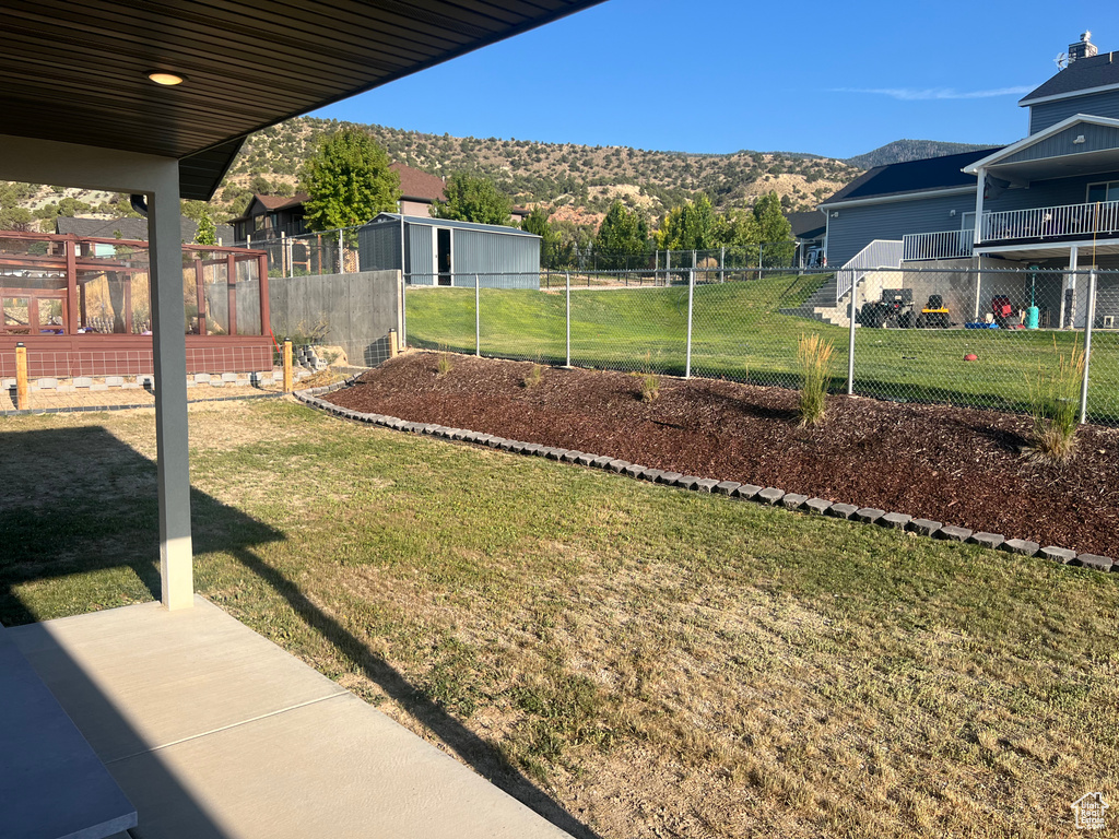 View of yard featuring a mountain view