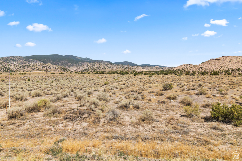 View of mountain feature