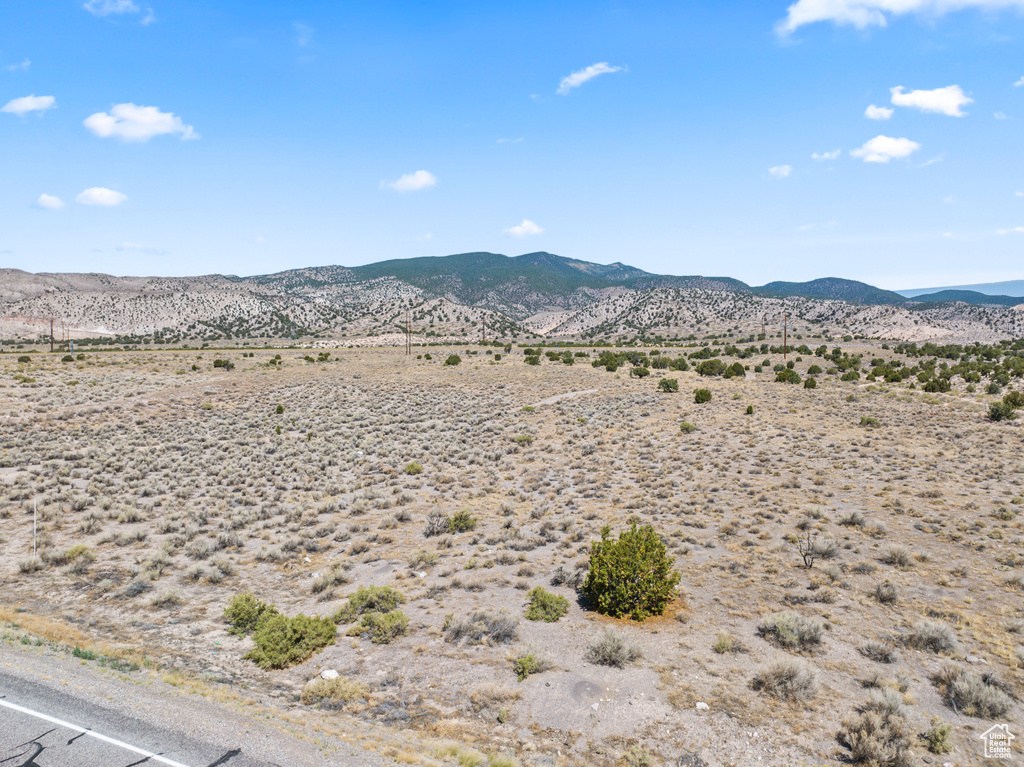 View of mountain feature