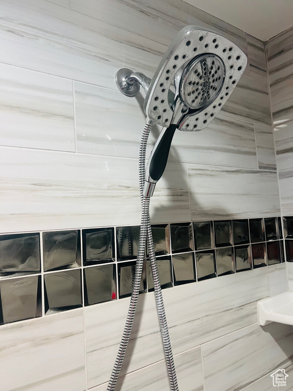Details with walk in shower