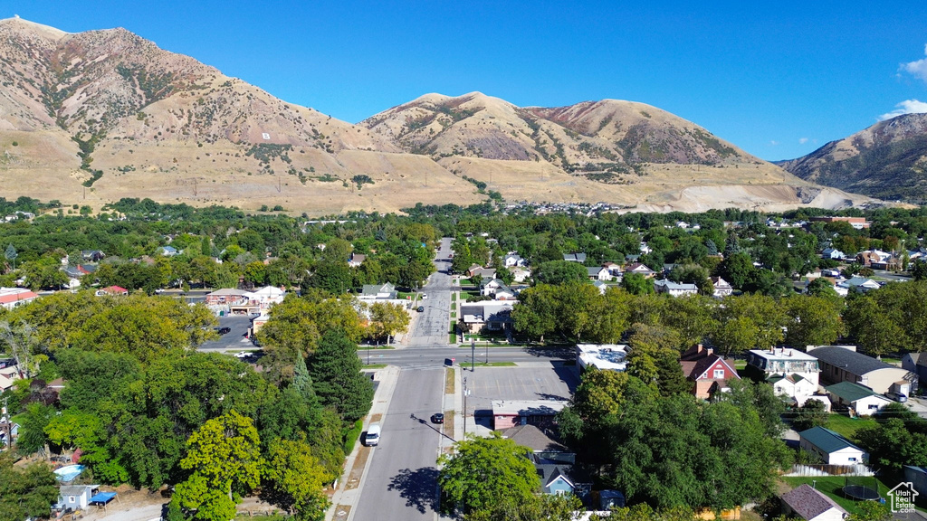 View of mountain feature