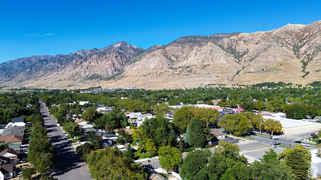 View of mountain feature