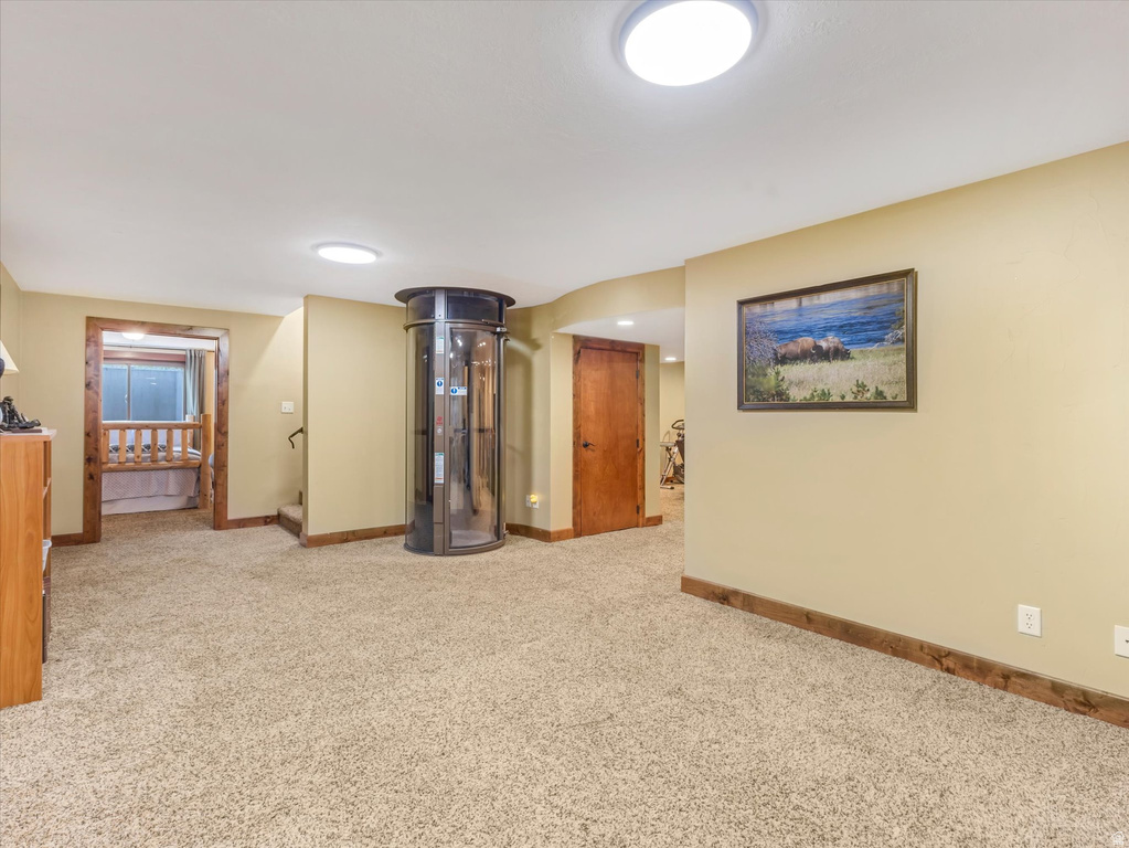 422 S MARYFIELD DR Salt Lake City, UT 84108