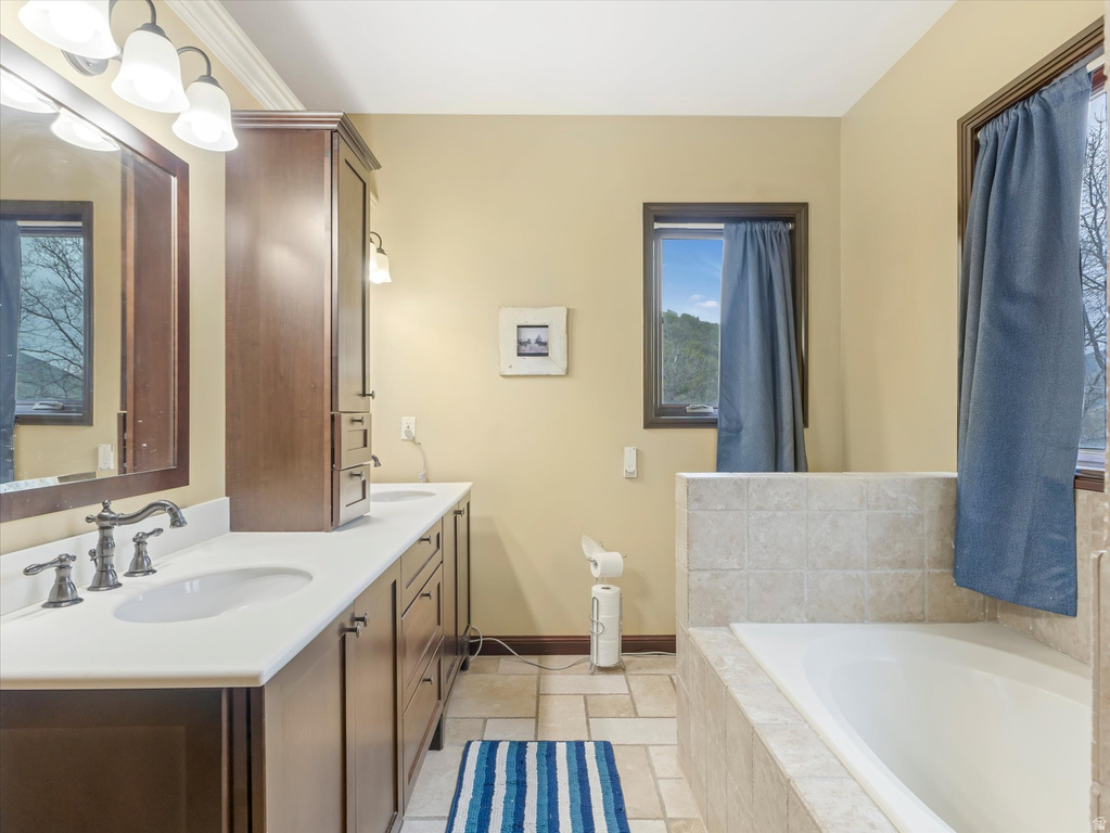 422 S MARYFIELD DR Salt Lake City, UT 84108