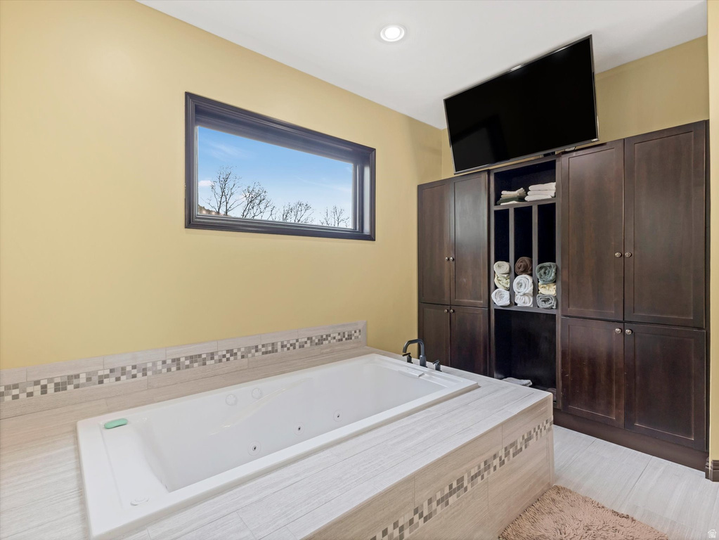 422 S MARYFIELD DR Salt Lake City, UT 84108