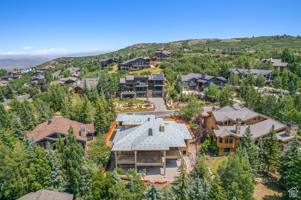 Bird's eye view with a mountain view