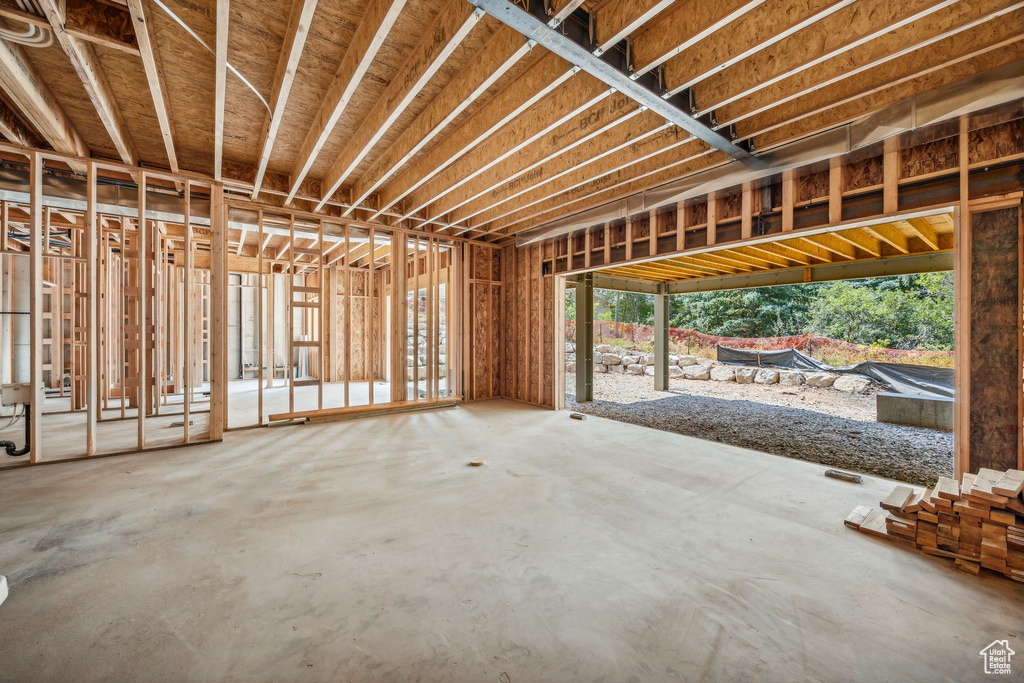 Miscellaneous room featuring concrete flooring