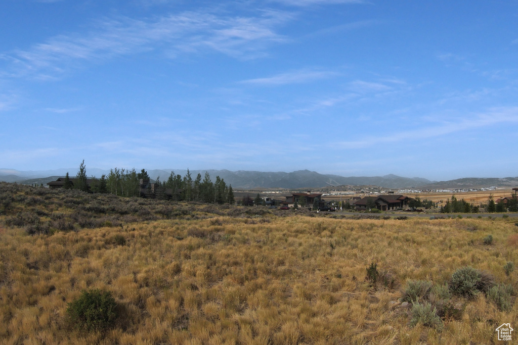 View of mountain feature