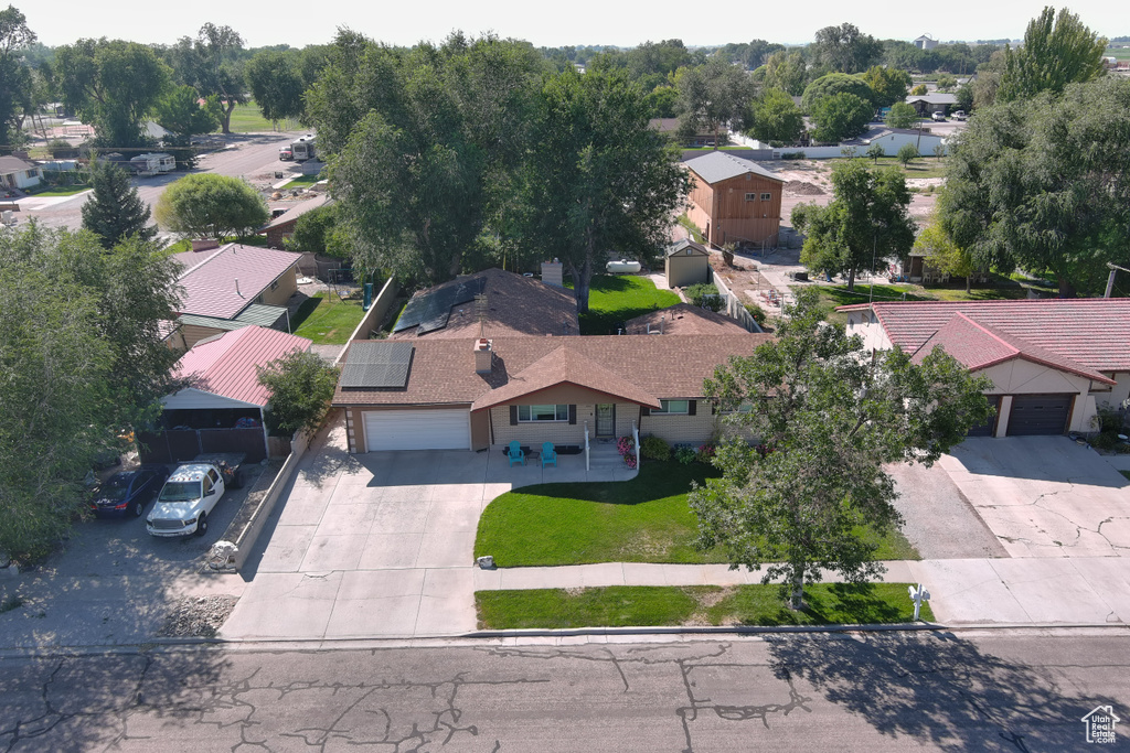 Birds eye view of property