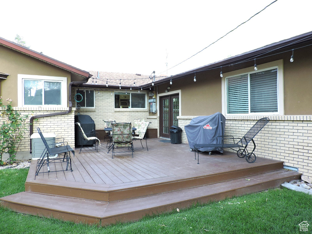 View of wooden deck