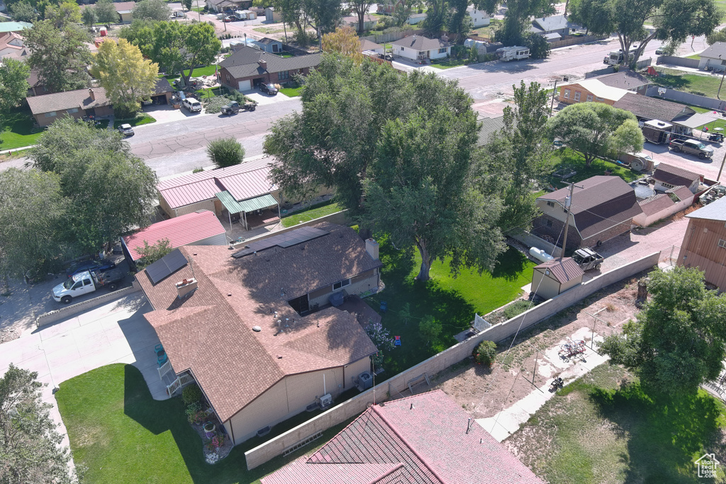 Birds eye view of property