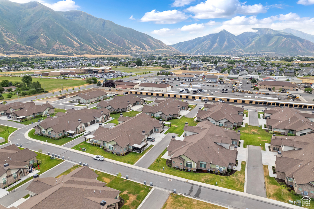 Bird's eye view featuring a mountain view