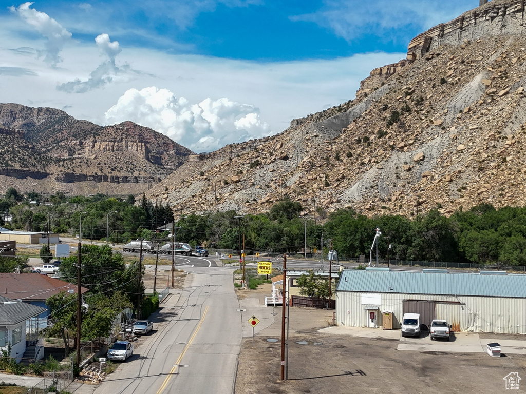 View of mountain feature