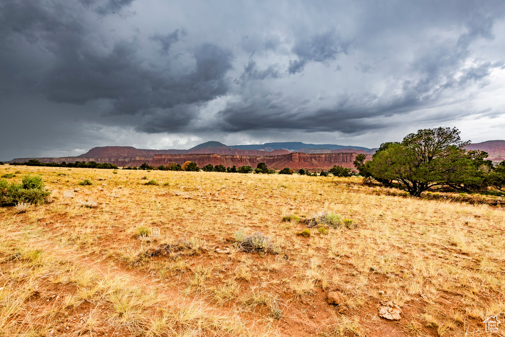 View of mountain feature