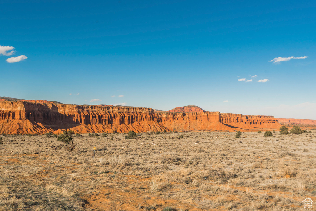 View of mountain feature