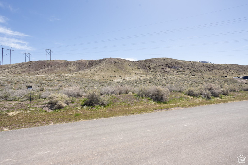 View of mountain feature