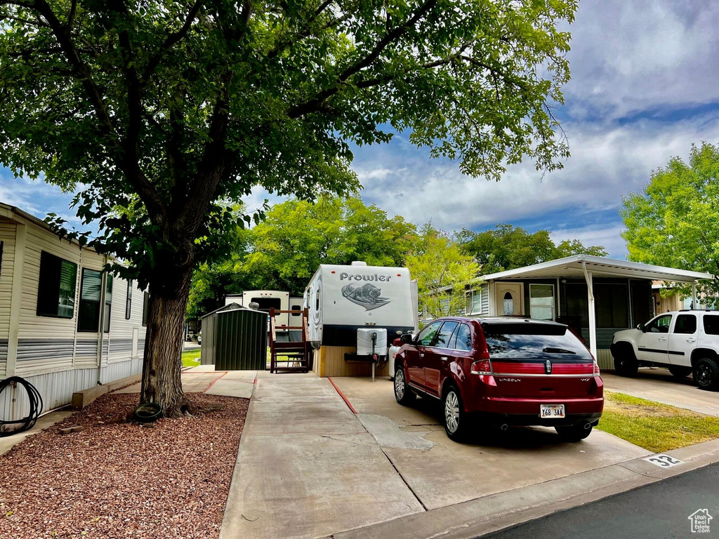 View of manufactured / mobile home