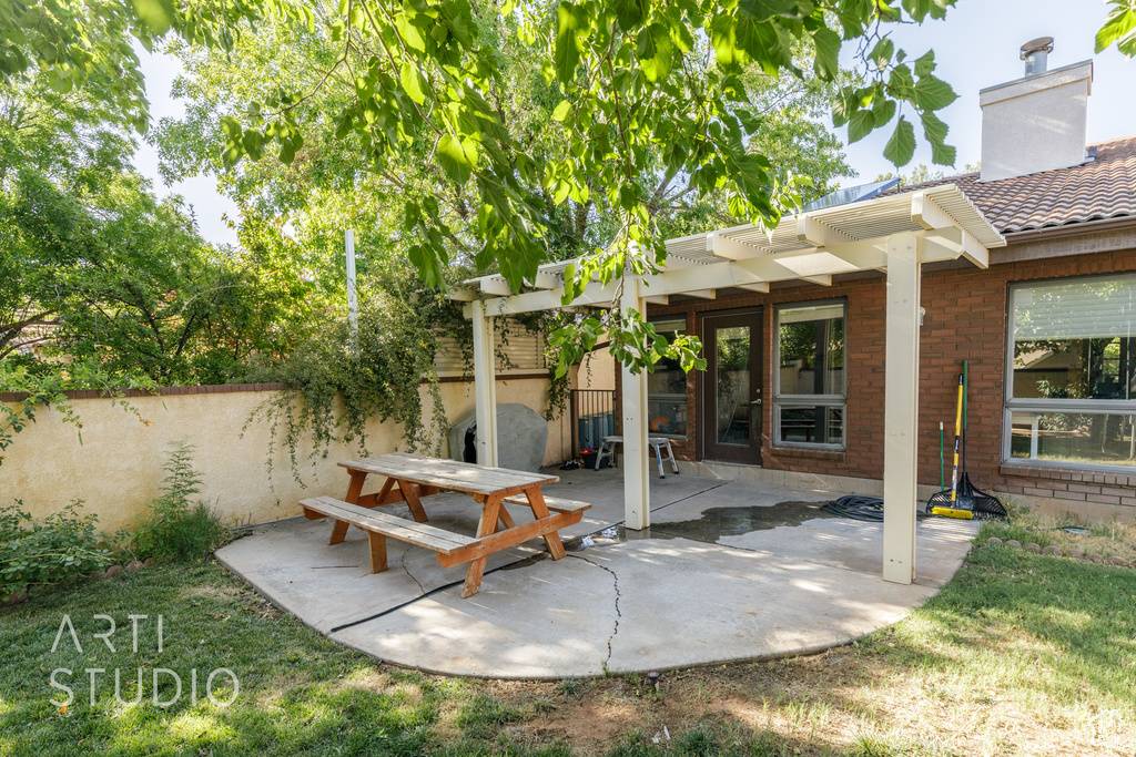 View of patio / terrace featuring a pergola