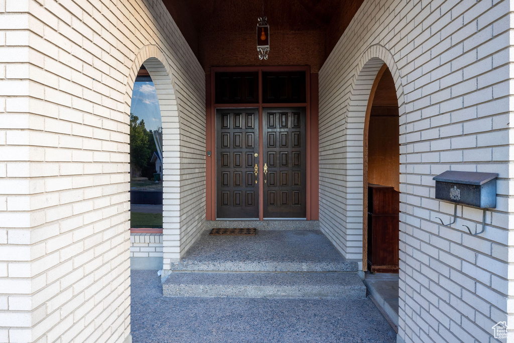 View of property entrance