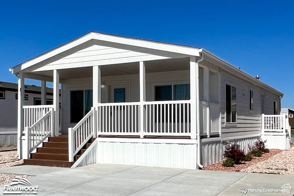 View of front of home featuring a porch