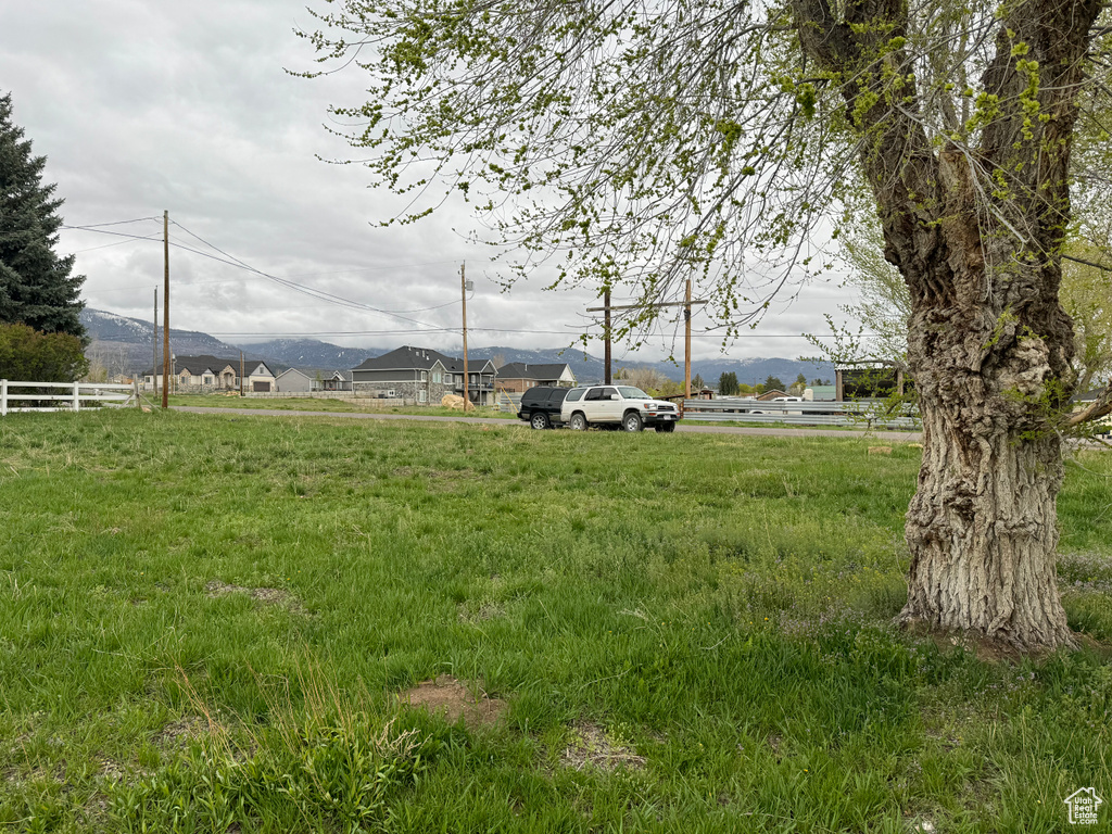 View of property\'s community featuring a mountain view