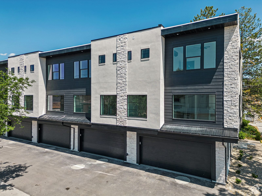 321 E 2100 S #2 Salt Lake City, UT 84115